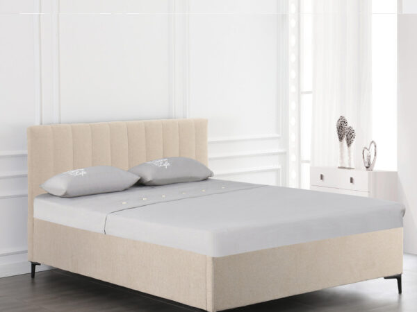 מיטה זוגית 160×200 בריפוד בד רחיץ עם ארגז מצעים דגם Brandy 160 Cream