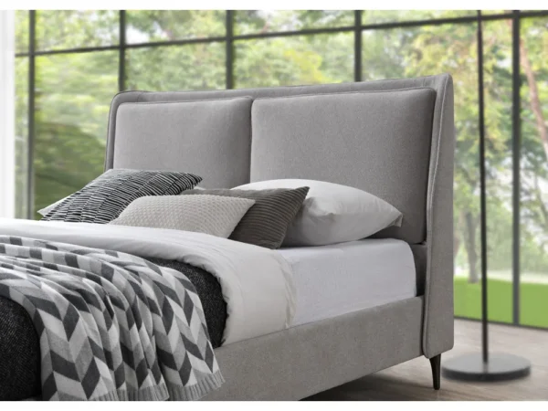 מיטה זוגית 140×190 מרופדת בד בוקלה עם ראש מיטה דמוי כריות דגם Milan Gray