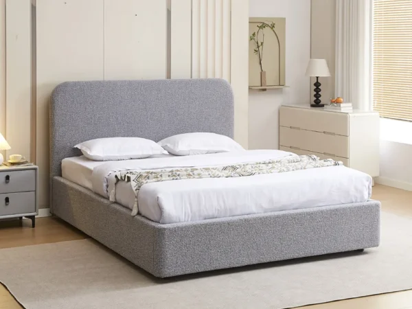 מיטה זוגית 140×190 מרופדת בד בוקלה עם ארגז מצעים דגם Bella Gray